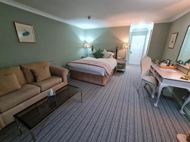 Powdermills Country House Hotel แบทเทิล ภายนอก รูปภาพ