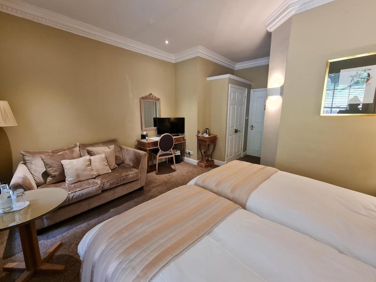 Powdermills Country House Hotel แบทเทิล ภายนอก รูปภาพ