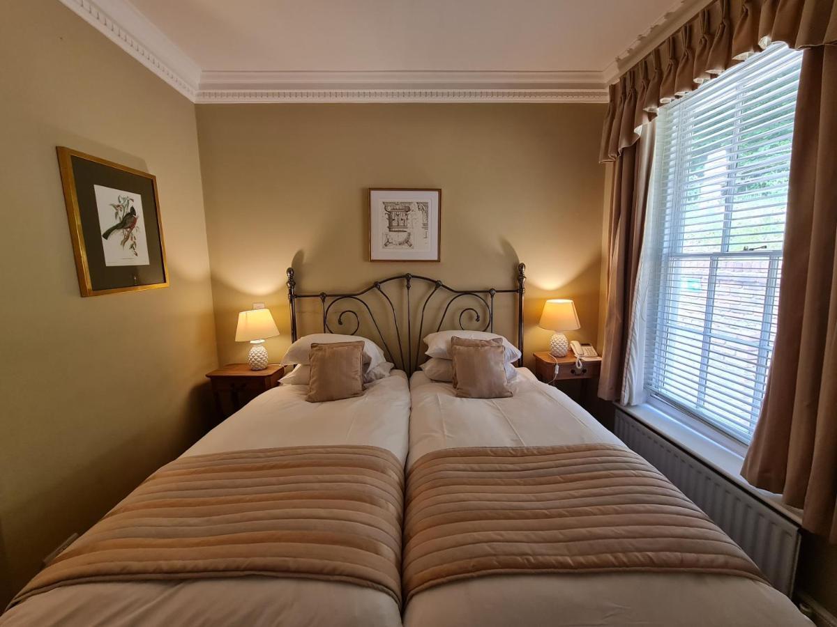 Powdermills Country House Hotel แบทเทิล ภายนอก รูปภาพ