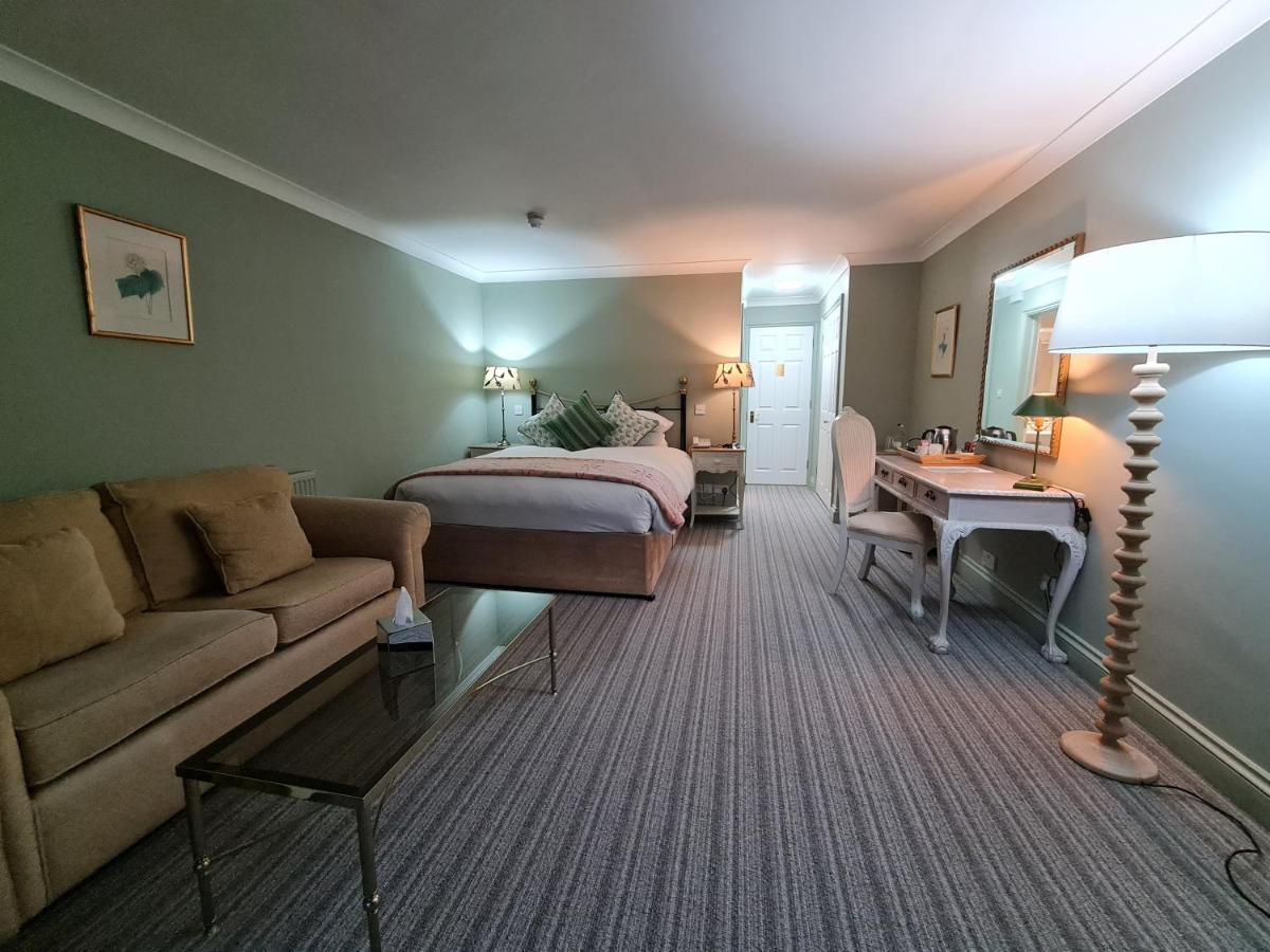 Powdermills Country House Hotel แบทเทิล ภายนอก รูปภาพ